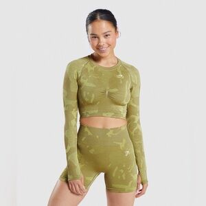 Adapt Camo Seamless Long Sleeve Crop Top